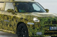 MINI『クロスオーバー』にBEVモデル登場!次期型プロトタイプを初スクープ 画像