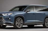 トヨタの新型ハイブリッドSUV『グランドハイランダー』、ゆとりの3列シート［詳細写真］ 画像