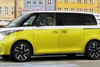 VWのEVミニバン『ID. Buzz』、3列シートのロング登場へ…今夏発表予定 画像