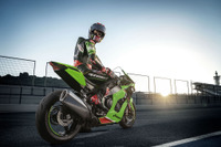 次世代Ninja、カワサキ『Ninja ZX-10R KRT EDITION』がカラー＆グラフィックス更新［詳細画像］ 画像
