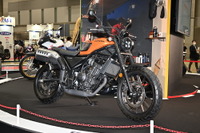 ホンダ製スクランブラーが復活!“3色3様”の『CL250』…東京モーターサイクルショー2023 画像