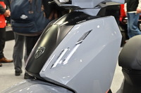 フロントマスクに“牙”、四輪プジョーを彷彿させる新型『ツイート125GT』…東京モーターサイクルショー2023 画像