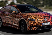 航続700km 、VWのEVセダン『ID.7』…4月17日発表へ 画像