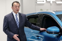 【トップインタビュー】中国車の日本展開に壁はあるか?「目標台数は掲げない」BYDの戦略とは…BYDオートジャパン 東福寺厚樹社長 画像