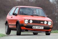 【クルマら部】クルマ愛クイズ!今回は元祖・輸入ホットハッチ「VW ゴルフGTI」に関する全4問! 画像