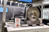 自動運転の屋内テストも可能にする「インハウスダイナモ」…人とくるまのテクノロジー展2023 画像