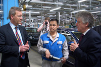 独ニーダーザクセン州のヴルフ首相、VWジャパンを表敬訪問 画像