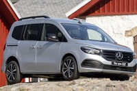 メルセデスベンツの小型電動ミニバン『EQT』欧州発売、航続は282km 画像