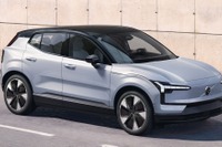 ボルボ最速の加速性能、新型EV『EX30』…428馬力ツインモーター搭載 画像