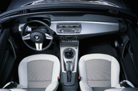 【BMW『Z4』最速情報】広く……荷物はゴルフバッグ2人分 画像
