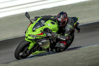 復活の400マルチ、カワサキ『Ninja ZX-4R/ZX-4RR』7月15日発売決定…価格は112万2000円より 画像