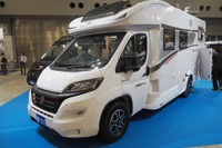 イタリア最大のキャンピングメーカーが贈るラグジュアリーの頂点:ローラーチーム「ZEFIRO 285TL」…東京キャンピングカーショー2023 画像