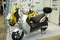 【東京モーターサイクルショー09】会場に電動バイクがチラホラ 画像