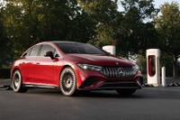メルセデスベンツ、北米でテスラ方式の充電規格採用へ…ドイツ自動車メーカー初 画像