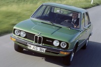 【BMW 5シリーズ 歴代】半世紀で1000万台、ミドルクラスであり中核 画像