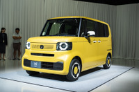 【ホンダ N-BOX 新型】瞳のようなヘッドライトで親しみやすさを…標準タイプ［詳細画像］ 画像