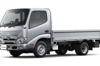 トヨタ ダイナ 1t積系、デジタルインナーミラーを全車標準装備 画像