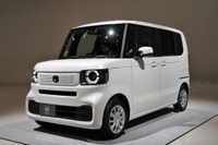 【ホンダ N-BOX 新型】“らしさ”はどこにある?…エクステリアデザイナーにインタビュー 画像