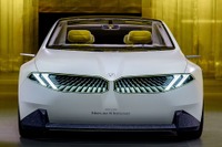 BMW『ノイエ・クラッセ』発表、次世代EVは航続30%拡大…IAAモビリティ2023 画像