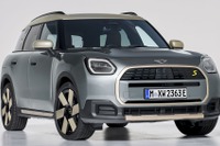 MINI クロスオーバー 新型にEVが登場、航続462km…IAAモビリティ2023 画像