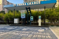 テラモーターズがインドでEV充電インフラ事業「テラチャージ」を開始 画像