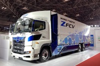 日野自動車の国内販売、出荷再開により微減にとどまる 2023年度上半期 画像