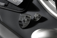 ポルシェが「ターボ」専用内外装、『パナメーラ』新型から…実車は11月24日発表へ 画像