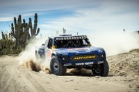 TOYO TIREのピックアップトラック/SUV向けタイヤ「OPEN COUNTRY」装着車がオフロードレース「第56回 SCORE BAJA 1000(バハ1000)」にて総合優勝 画像