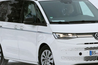 VWのキャンピングカーが大進化! 歴代初の両側スライドドア&PHEVで2024年春デビューへ 画像
