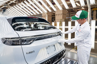 【株価】自動車株は全面高、日銀の緩和政策維持を受けた円安を好感 画像