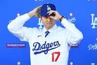 ドジャース移籍の大谷選手から背番号「17」のお礼に「ポルシェ」の贈り物［新聞ウォッチ］ 画像