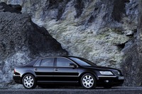 ヨーロッパ大洪水の影響でVWの最高級車『フェートン』が生産できない!! 画像