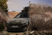 408馬力ツインモーター搭載、アウディの電動SUV『Q8 e-tron』に「ダカールラリー」に触発の特別モデル登場 画像