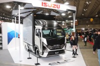 最強のキャンピングカー登場?! いすゞ エルフmio コンセプト…東京オートサロン2024 画像