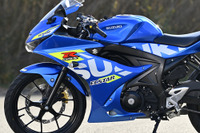 【スズキ GSX-R125 試乗】エンジンをビンビン唸らせていた“元若手”にも刺さる…伊丹孝裕 画像