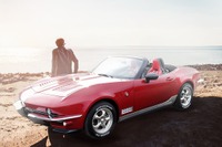 限界突破? 光岡自動車、新番組『爆上戦隊ブンブンジャー』に協力 画像