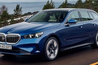 BMW『5シリーズ』新型のワゴン、「ツーリング」発表…全車が電動化 画像