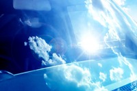 【プロが答える】紫外線や暑さ対策でフロントガラス にフィルム、効果は? 車検は?…回答 ビーパックス 画像