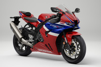 ホンダ CBR1000RR-R 仕様変更…2モーター式スロットルバイワイヤ採用など 画像