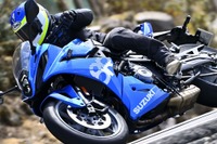 スズキ『GSX-8R』が純粋に走りを楽しめる理由は、素晴らしい“素材”とエンジンにある 画像