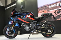 BMWモトラッド、第三の「Mモデル」はロングツアラーの『M1000XR』…東京モーターサイクルショー2024 画像