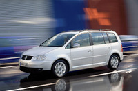 【パリ・ショー2002出品車】VW『トゥーラン』---ゴルフベースのオデッセイ? 画像