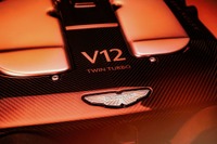 アストンマーティン、835馬力の新開発V12エンジン発表…年内デビューの新型車に搭載へ 画像
