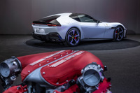 車名はまんま「12気筒」!添加物なしのV12搭載『12チリンドリ』にかけるフェラーリの「強さ」とは 画像