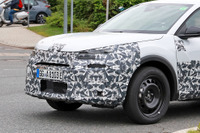 セダン? SUV? シトロエンらしい個性派モデルが大規模改良へ フロントマスクに注目! 画像