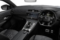 『DS 7』の特別仕様、「RIVOLI E-TENSE 4x4」を発売…価格は794万4000円 画像