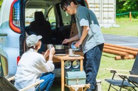 トヨタ『シエンタ』対応の「車中泊キット」一般販売開始 画像