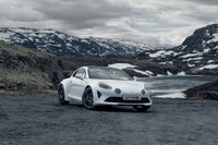 車の楽しさは軽さにある! 車重増加の時代、ライトウェイトスポーツに注目 画像