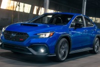 スバル『WRX』に「tS」、STIチューンの足回り…米2025年型に設定 画像