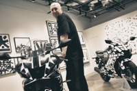 ヤマハのスポーツバイク『YZF-R7』と『YZF-R125』がエリック・ヘイズの手でアート作品に 画像